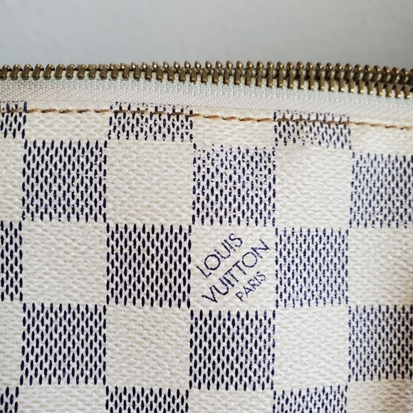 Louis Vuitton Damier Azur Totally PM - Picture 8 of 15